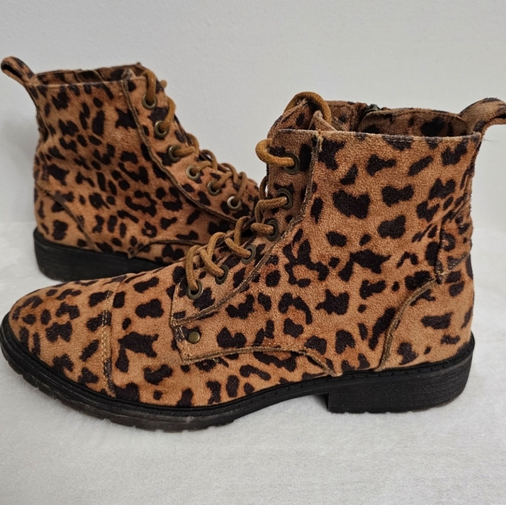 Billabong Willow Way Womens Leopard   Soft Lace & Zip Combat Boots